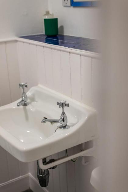 Luxury 3 Bedroom Apt On Edinburgh's Royal Mile - image 22