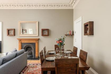 2 Bed Old Town Apartment - Next To Castle - image 15