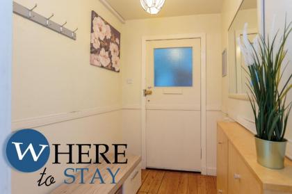 Lovely apartment by the Hillwood Park-Free Parking - image 22
