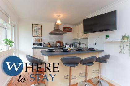Lovely apartment by the Hillwood Park-Free Parking - image 28