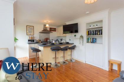Lovely apartment by the Hillwood Park-Free Parking - image 30