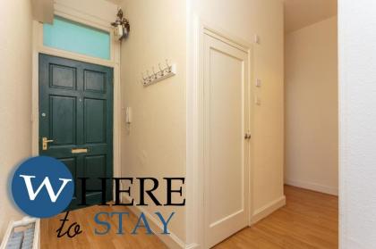 Delightful 2 bedroom apartment in Leith - image 29