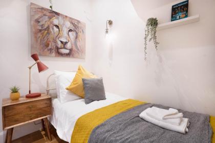Meadowbank Residence 3bed free parking - image 30