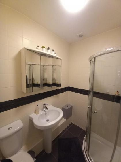 1 Bedrooms Flat in Central Edinburgh Haymarket Heart of Edinburgh Flat Sleeps 4  - image 30