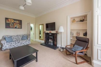 Beautiful 2 Bed 2 Bath Flat overlooking Meadows Park - image 22