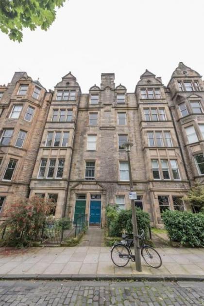 Beautiful 2 Bed 2 Bath Flat overlooking Meadows Park - image 30