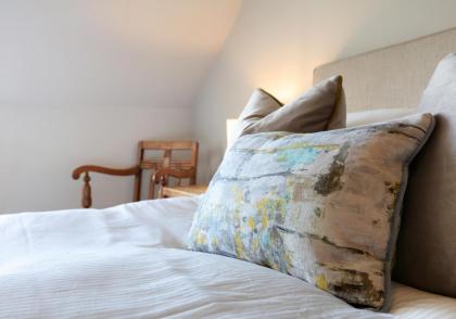 The Botanics Residence - image 11