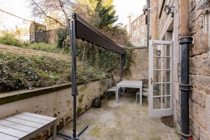 Beautiful & Bright 2BD Flat - Haymarket - image 27