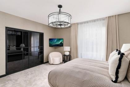 Luxury West End Oasis - Lux Spa Bath - Romantic - image 7