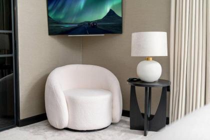 Luxury West End Oasis - Lux Spa Bath - Romantic - image 8