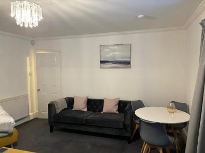 The Well Court Residence 